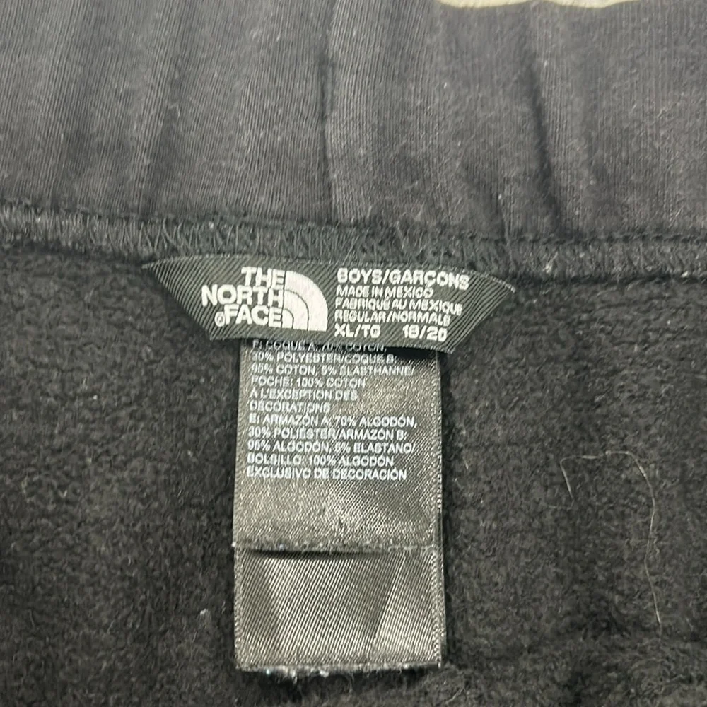 The North Face boys black